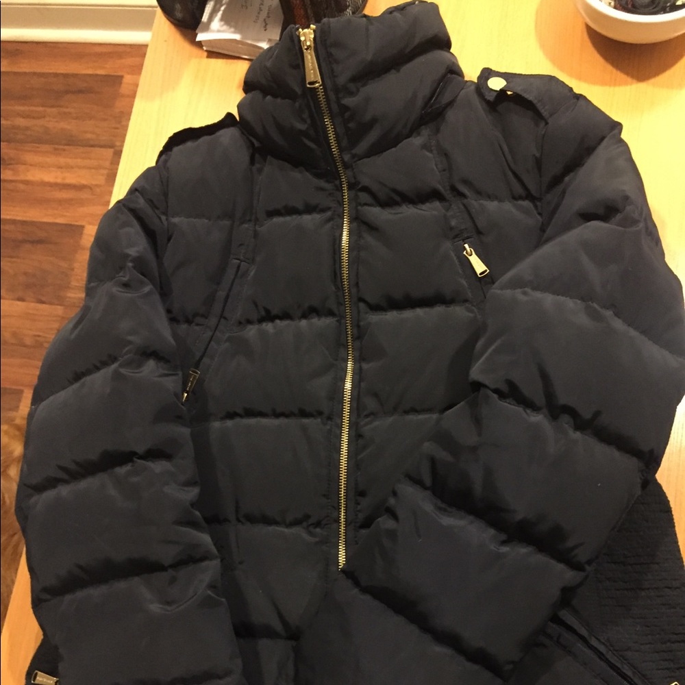 Michael kors winter coat. Navy. Medium